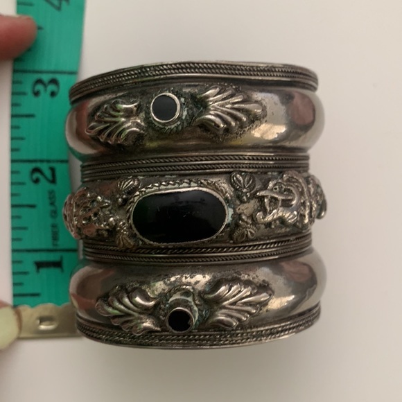 Free people brass cuff preowned - Picture 10 of 11